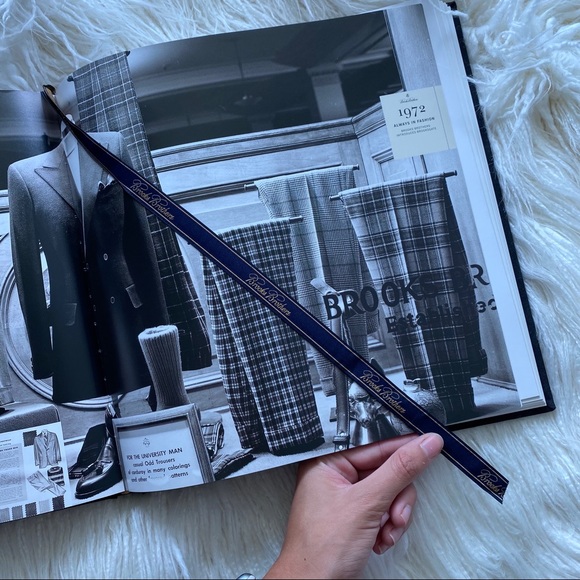 BROOKS BROTHERS “Generations of Style” decor book - Picture 10 of 16